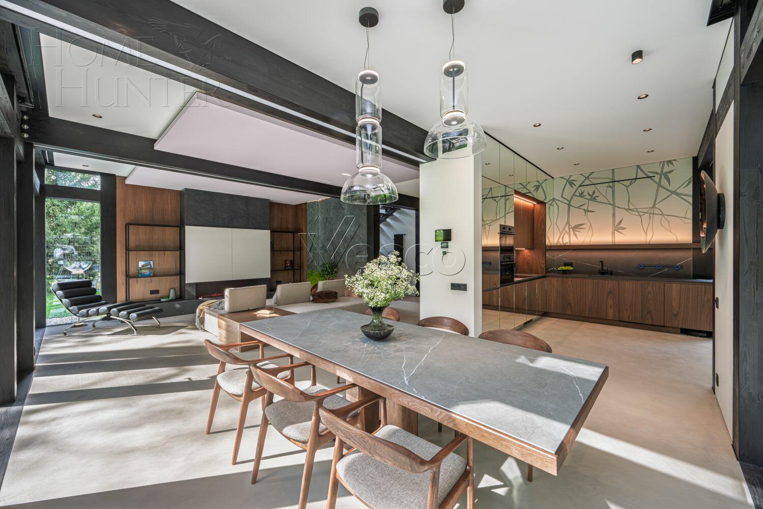 2-этажный коттедж 300 м² с отделкой