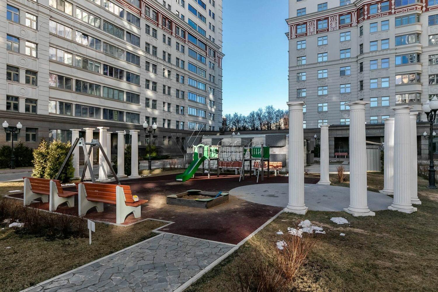 3-КОМН. КВАРТИРА С ОТДЕЛКОЙ 133 М² НА 15 ЭТАЖЕ