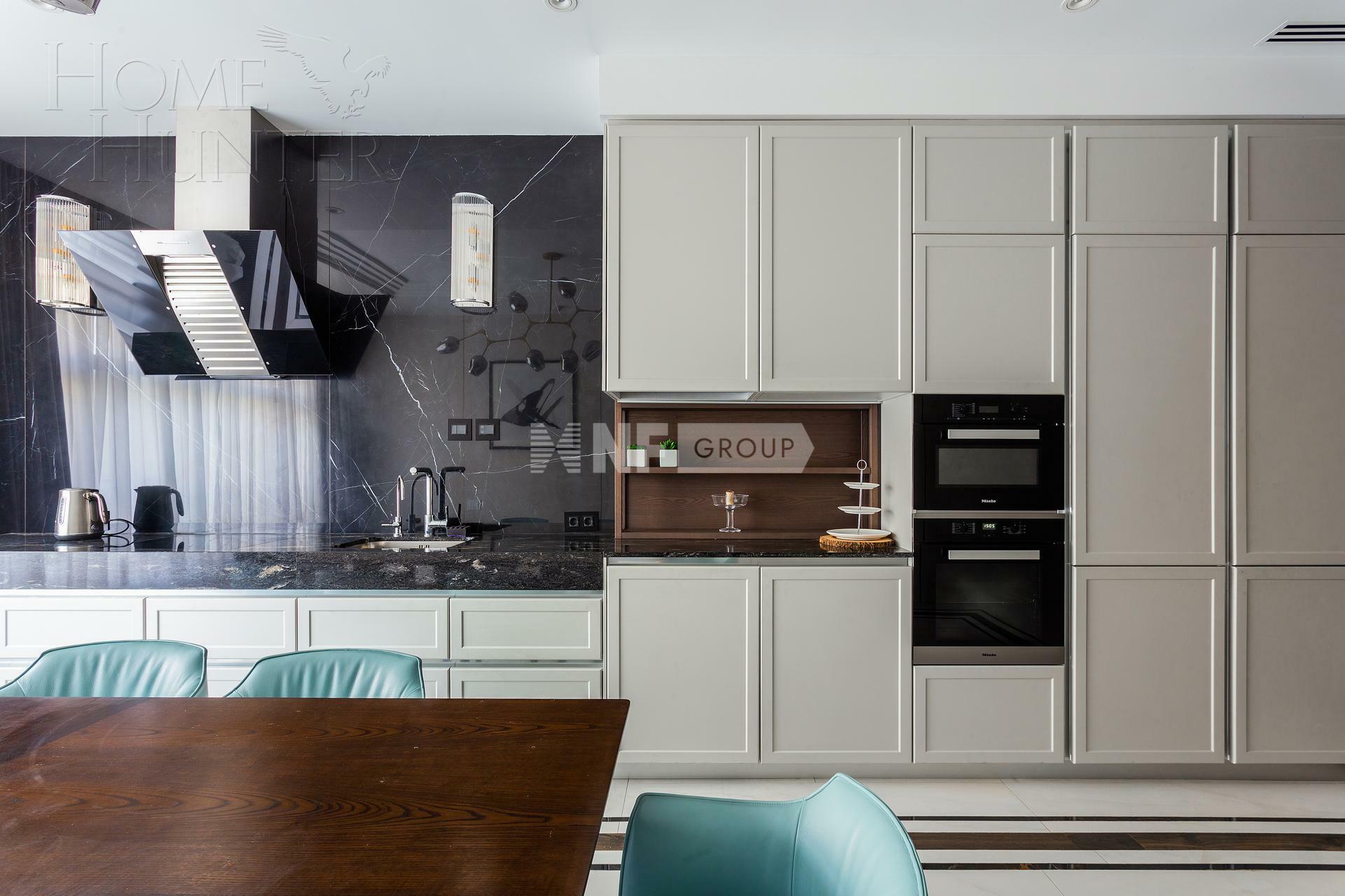 3-КОМН. КВАРТИРА С ОТДЕЛКОЙ 142.1 М² НА 3 ЭТАЖЕ