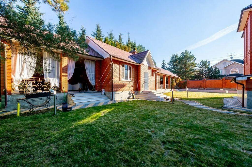 2-этажный коттедж 580 м² с отделкой