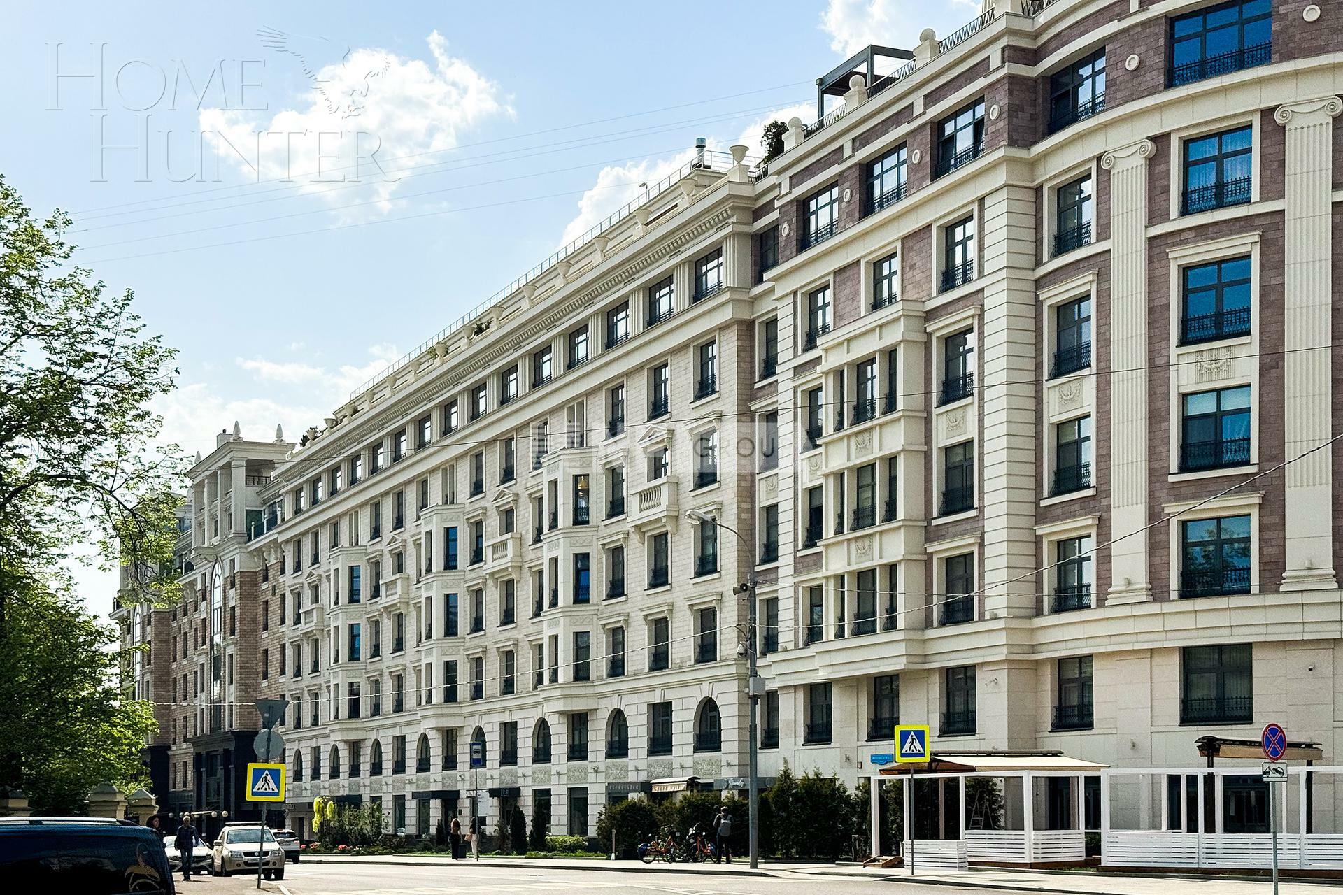 3-КОМН. КВАРТИРА С ОТДЕЛКОЙ 142.1 М² НА 3 ЭТАЖЕ