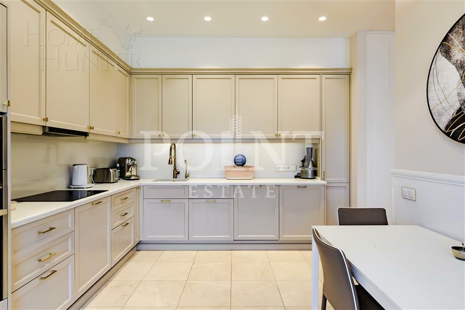 3-УРОВНЕВАЯ КВАРТИРА С ОТДЕЛКОЙ 248 М² НА 2 ЭТАЖЕ