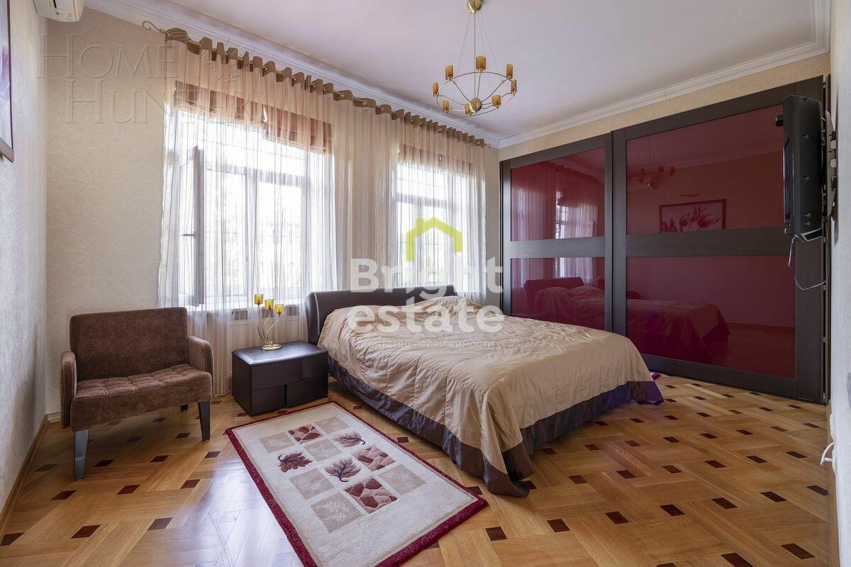 2-этажный коттедж 820.8 м² с отделкой