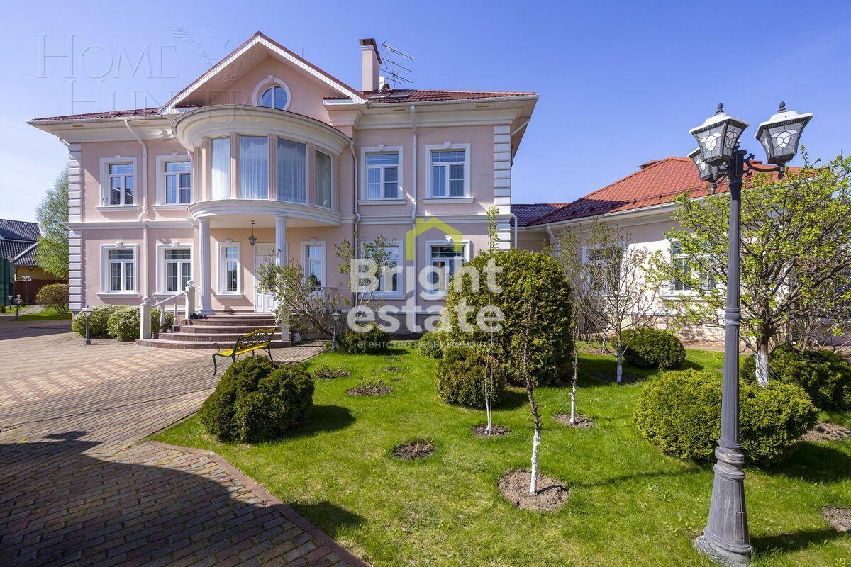 2-этажный коттедж 820.8 м² с отделкой