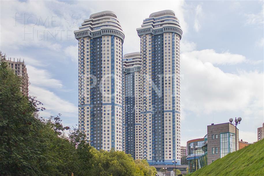 4-КОМН. КВАРТИРА С ОТДЕЛКОЙ 220 М² НА 25 ЭТАЖЕ