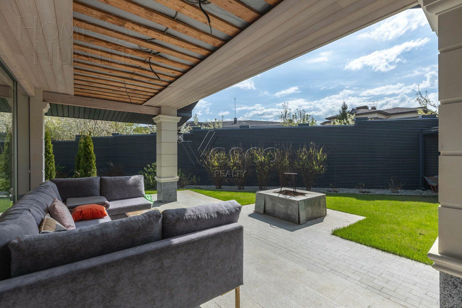 2-этажный коттедж 700 м² с отделкой