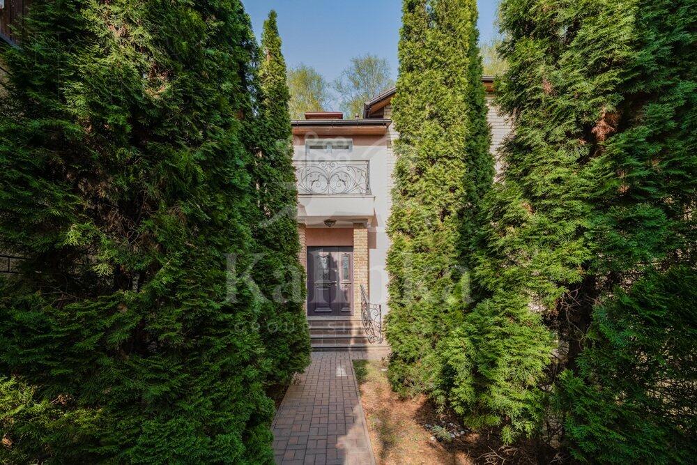 2-этажный коттедж 410 м² с отделкой