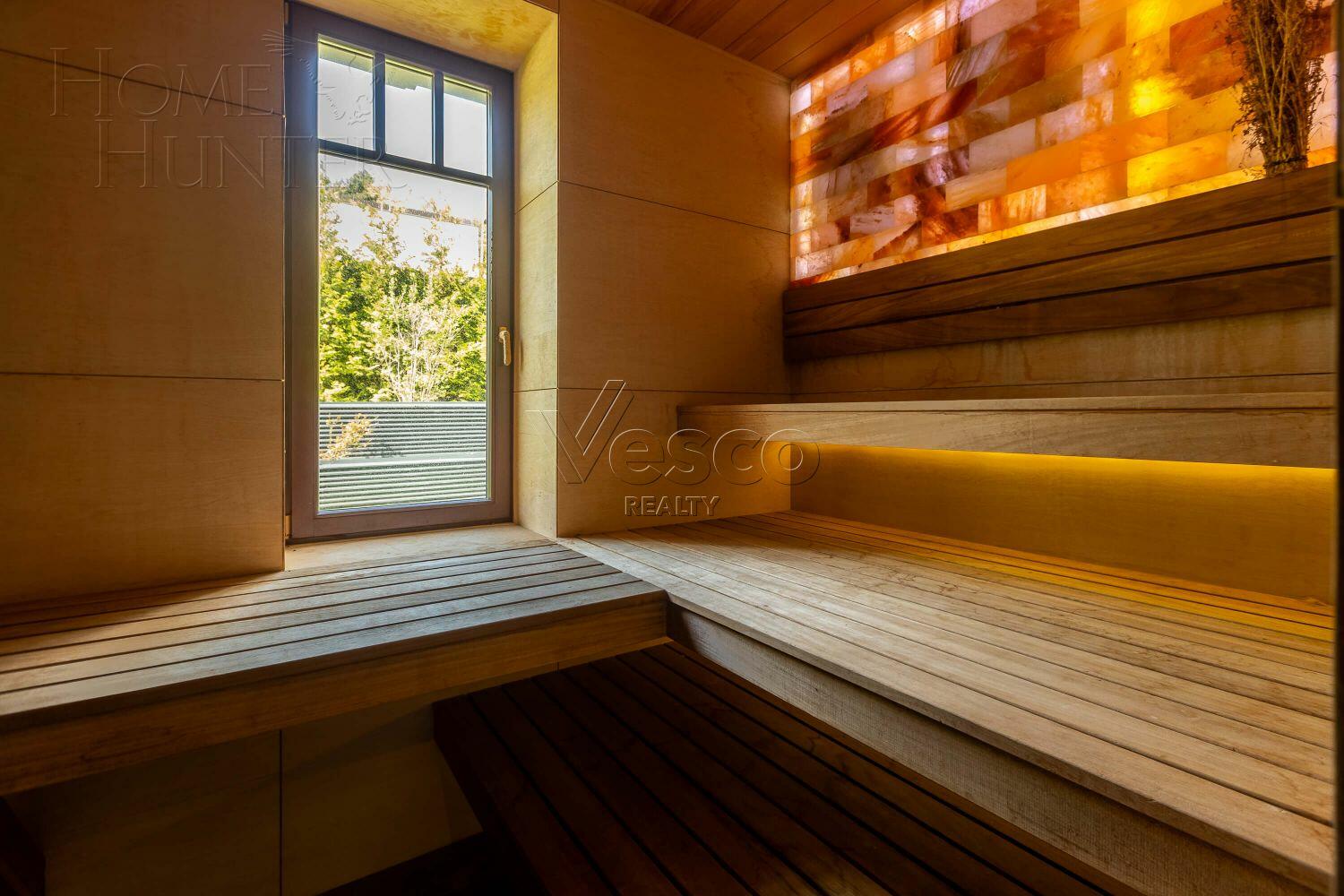 2-этажный коттедж 700 м² с отделкой