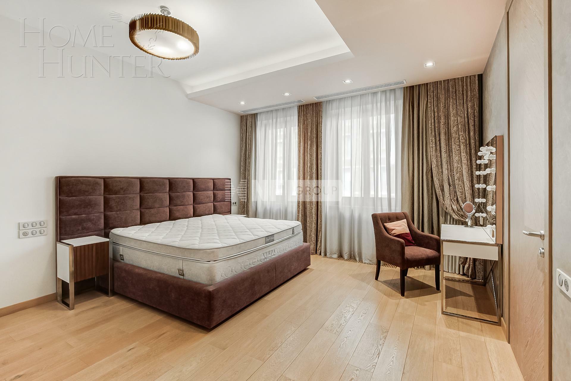 2-УРОВНЕВЫЙ ТАУНХАУС С ОТДЕЛКОЙ 236 М² НА 1 ЭТАЖЕ