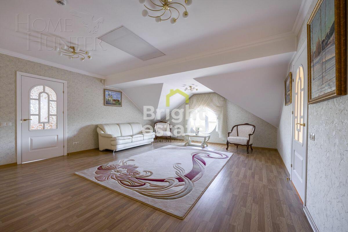 2-этажный коттедж 820.8 м² с отделкой