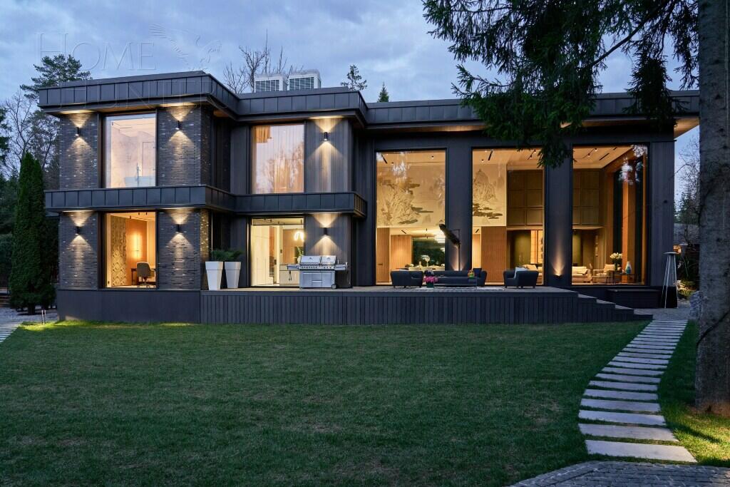 2-этажный коттедж 929 м² с отделкой