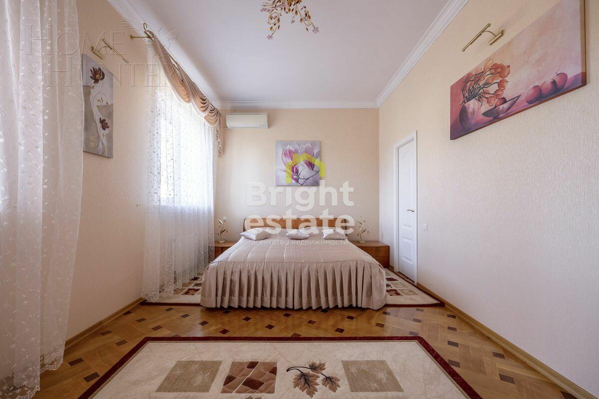 2-этажный коттедж 820.8 м² с отделкой