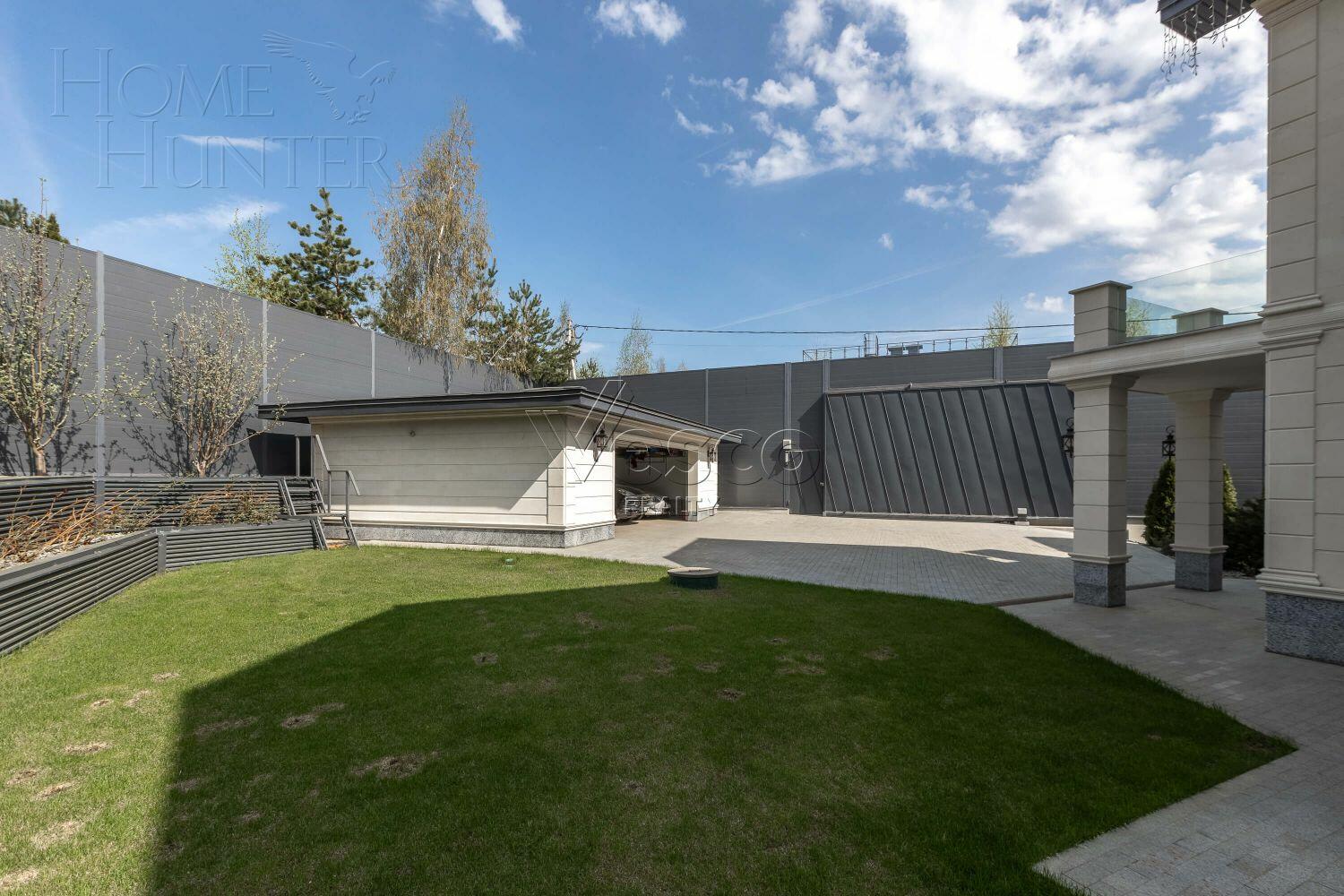 2-этажный коттедж 700 м² с отделкой