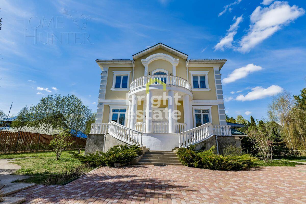 2-этажный коттедж 545 м² с отделкой