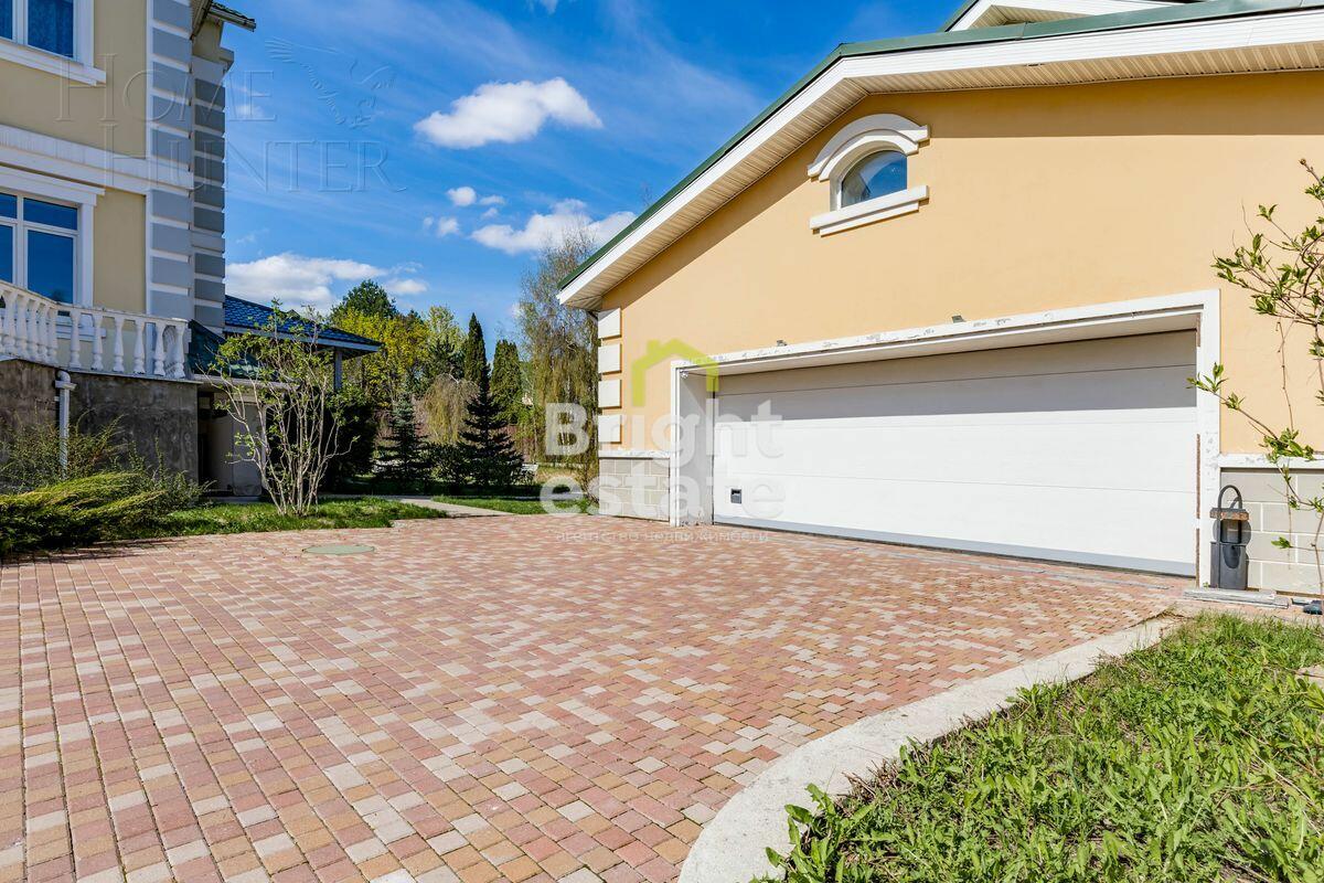 2-этажный коттедж 545 м² с отделкой