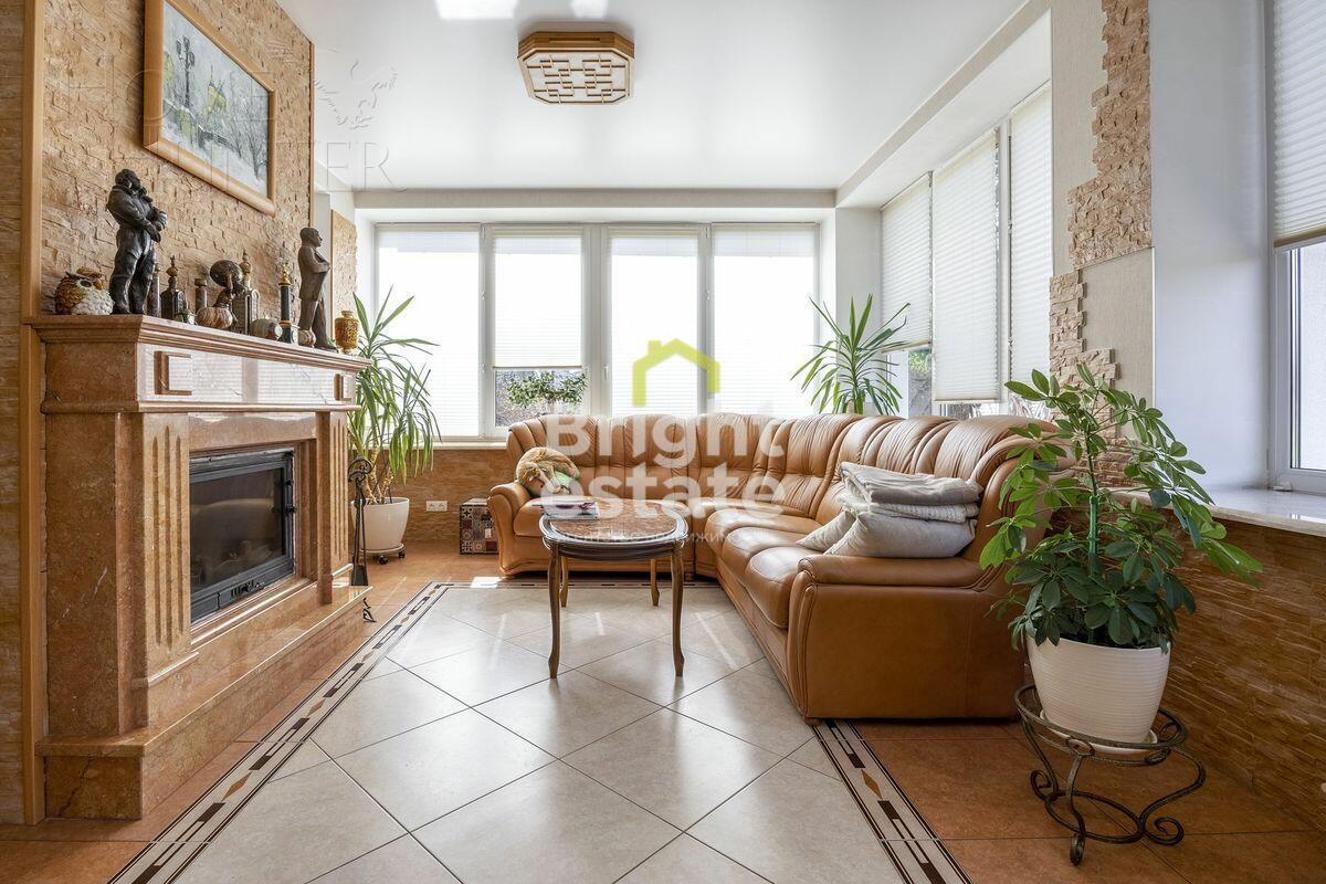 2-этажный коттедж 820.8 м² с отделкой