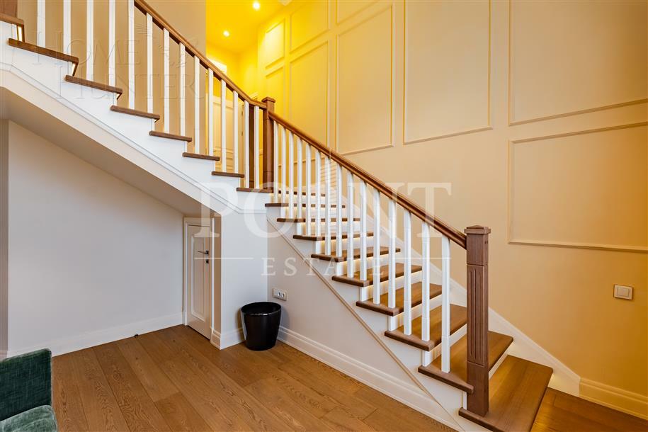 3-УРОВНЕВАЯ КВАРТИРА С ОТДЕЛКОЙ 248 М² НА 2 ЭТАЖЕ