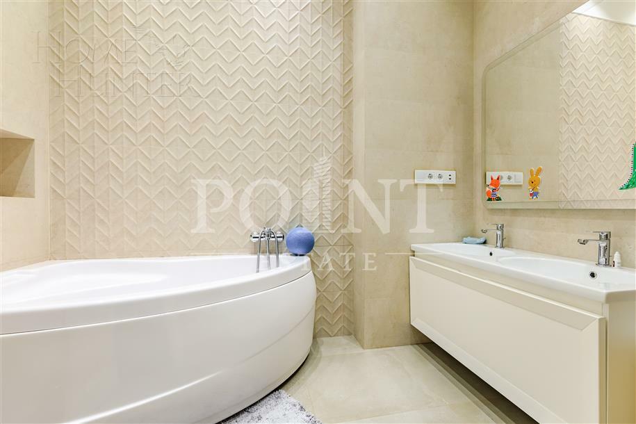 3-УРОВНЕВАЯ КВАРТИРА С ОТДЕЛКОЙ 248 М² НА 2 ЭТАЖЕ