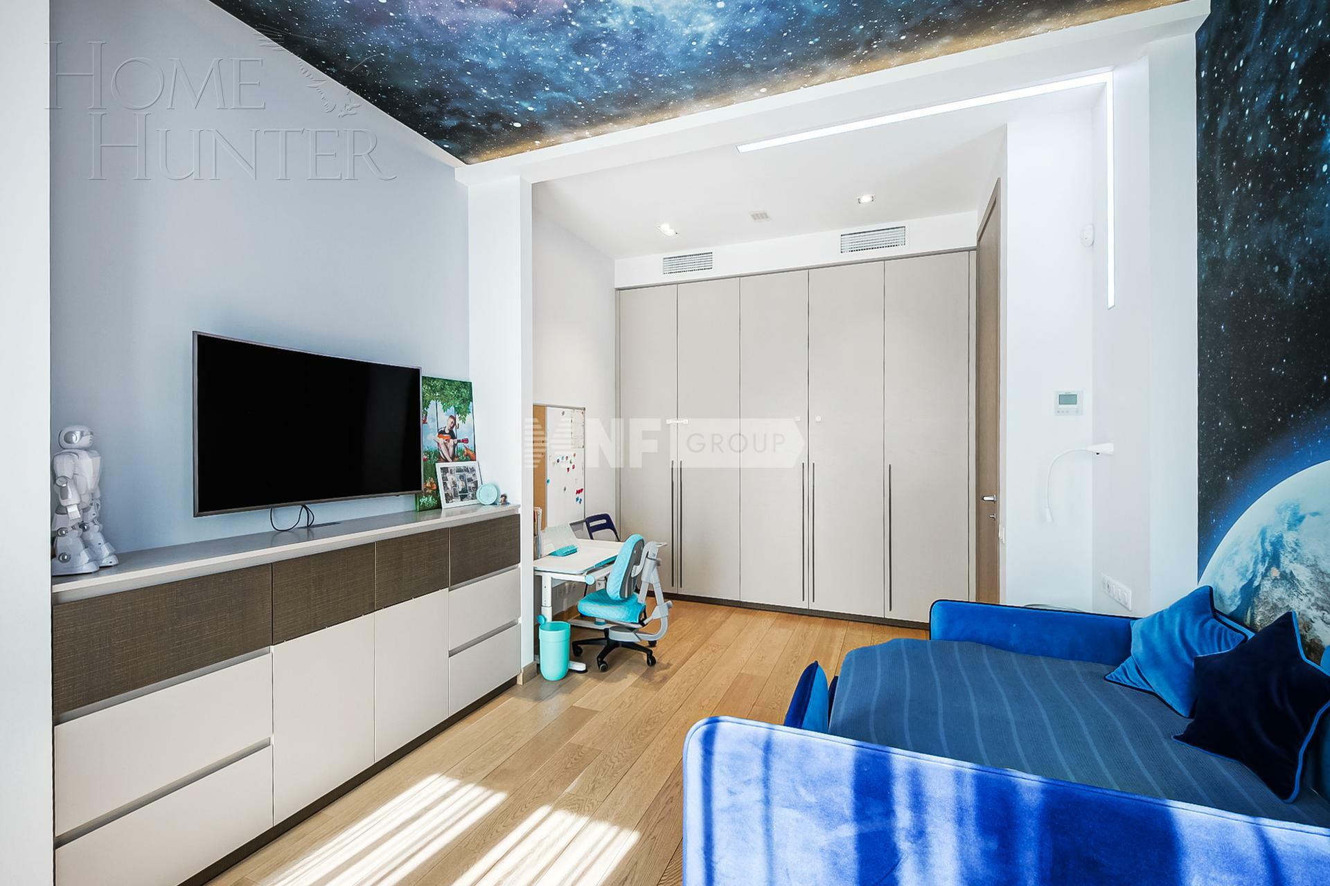 2-УРОВНЕВЫЙ ТАУНХАУС С ОТДЕЛКОЙ 236 М² НА 1 ЭТАЖЕ