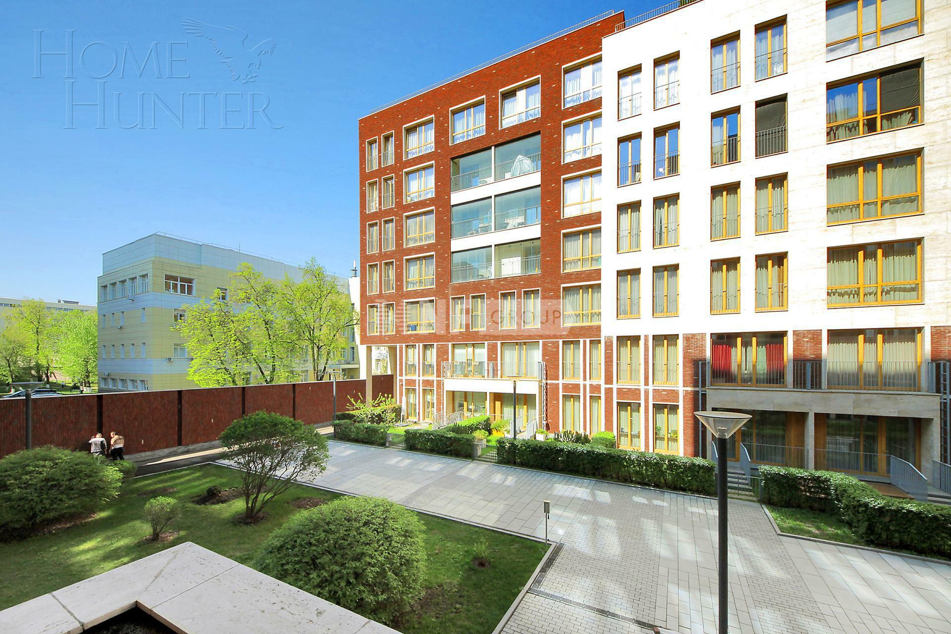 2-УРОВНЕВЫЙ ТАУНХАУС С ОТДЕЛКОЙ 236 М² НА 1 ЭТАЖЕ