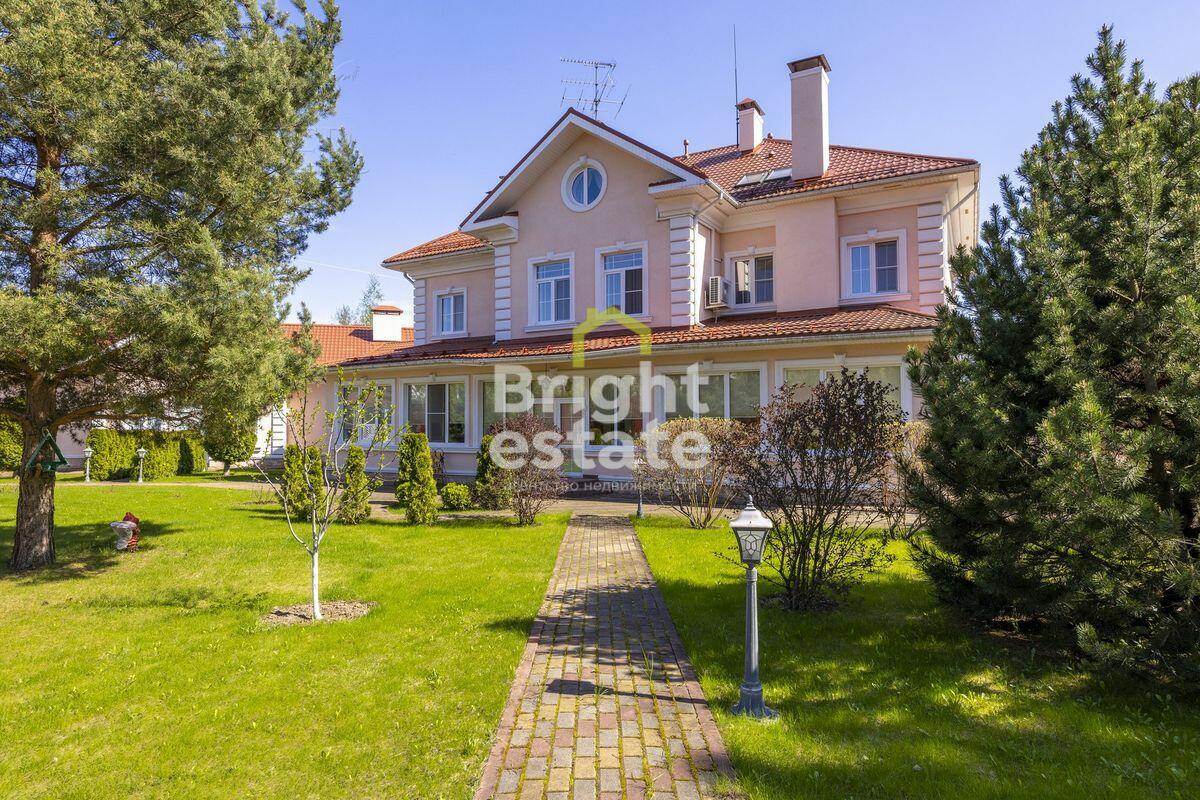 2-этажный коттедж 820.8 м² с отделкой