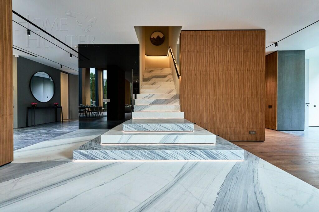 2-этажный коттедж 929 м² с отделкой