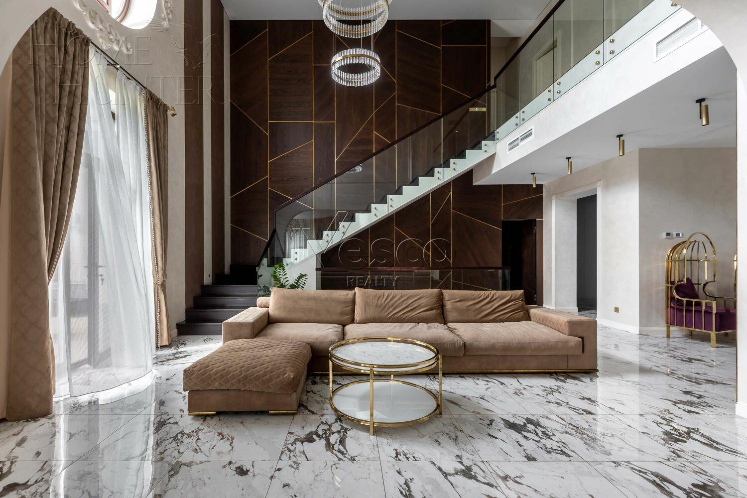 2-этажный коттедж 700 м² с отделкой