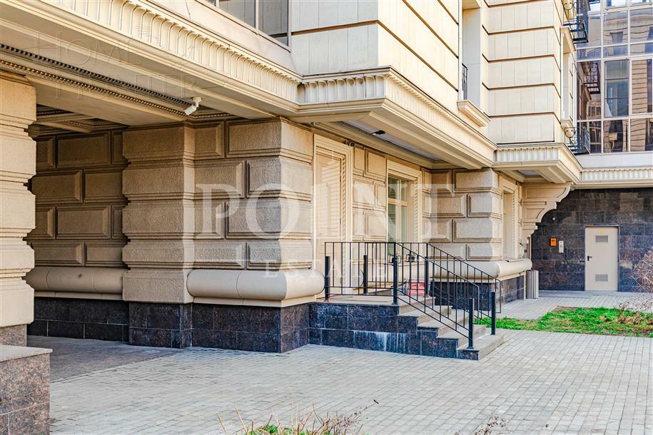 3-УРОВНЕВАЯ КВАРТИРА С ОТДЕЛКОЙ 248 М² НА 2 ЭТАЖЕ