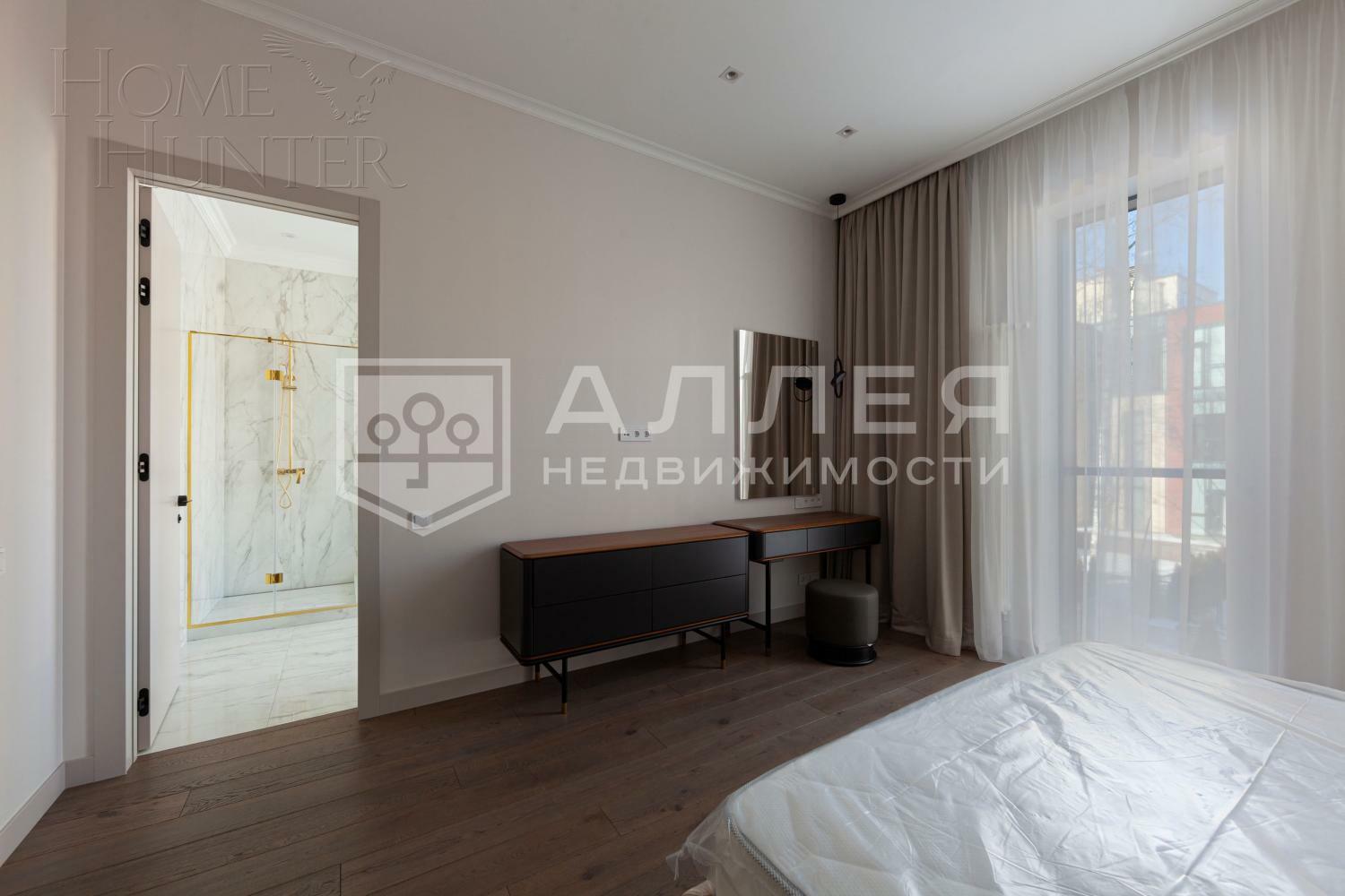 4-этажный таунхаус 278 м² с отделкой