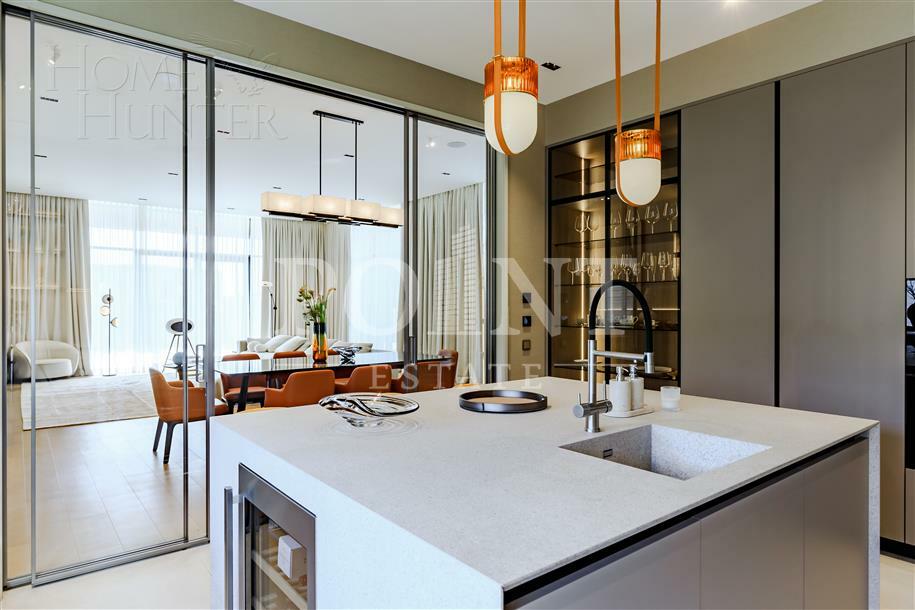 2-этажный коттедж 696 м² с отделкой