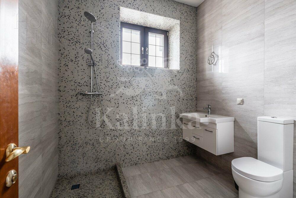 2-этажный коттедж 1 000 м² с отделкой
