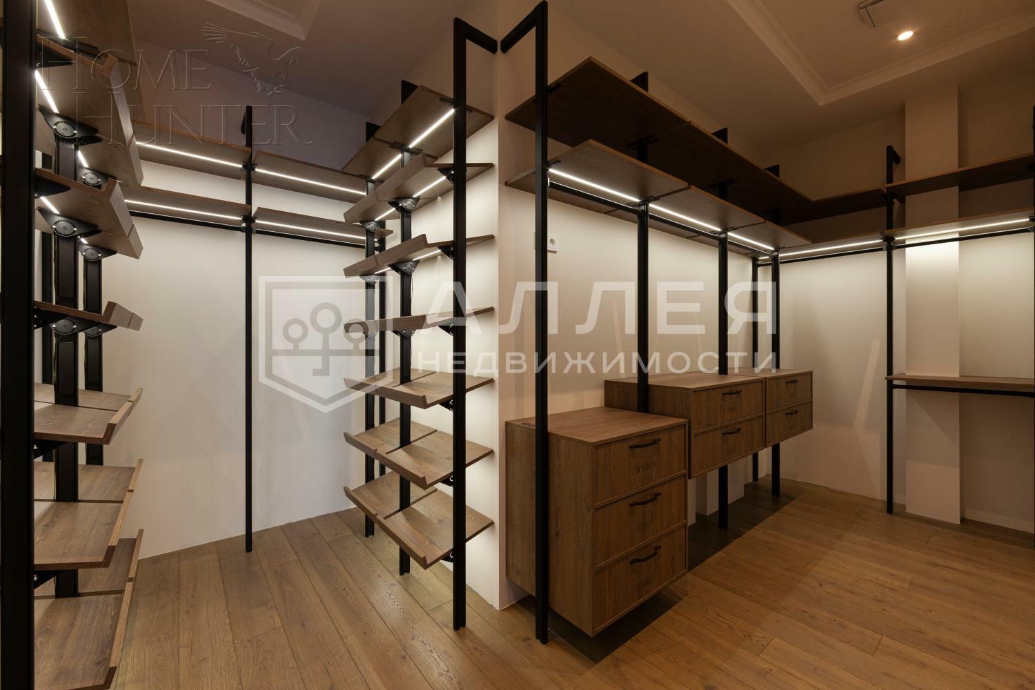 4-этажный таунхаус 278 м² с отделкой