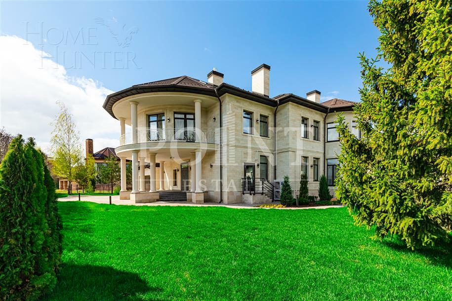 3-этажный коттедж 1 445 м² с отделкой