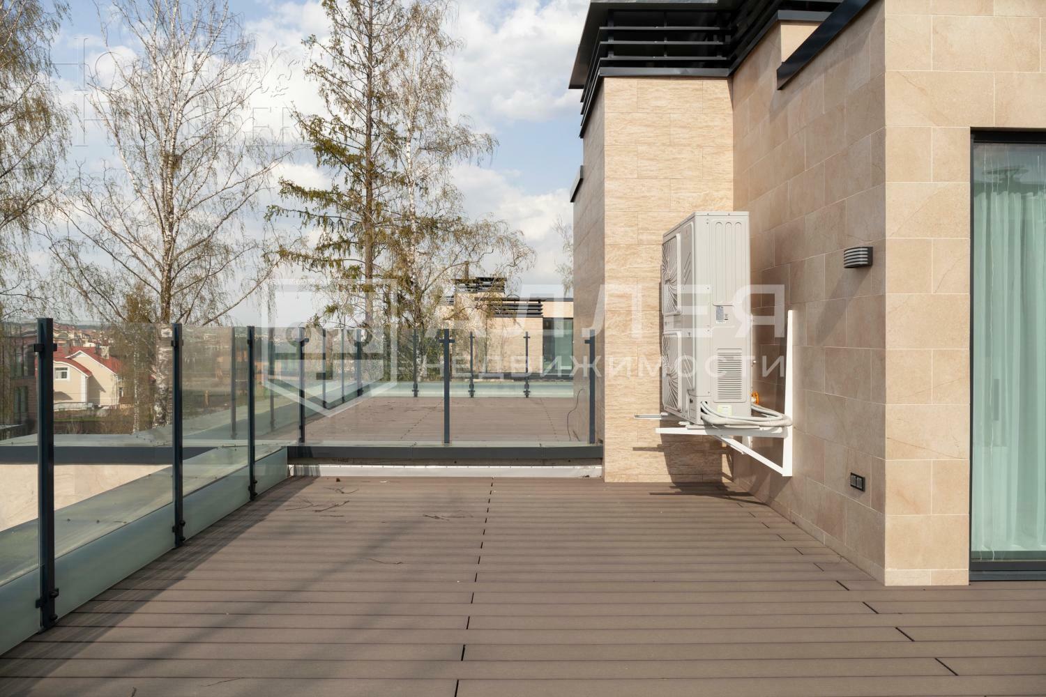 4-этажный таунхаус 278 м² с отделкой