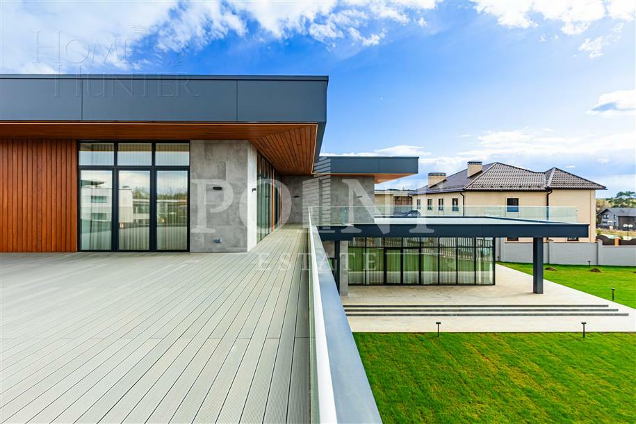 2-этажный коттедж 696 м² с отделкой