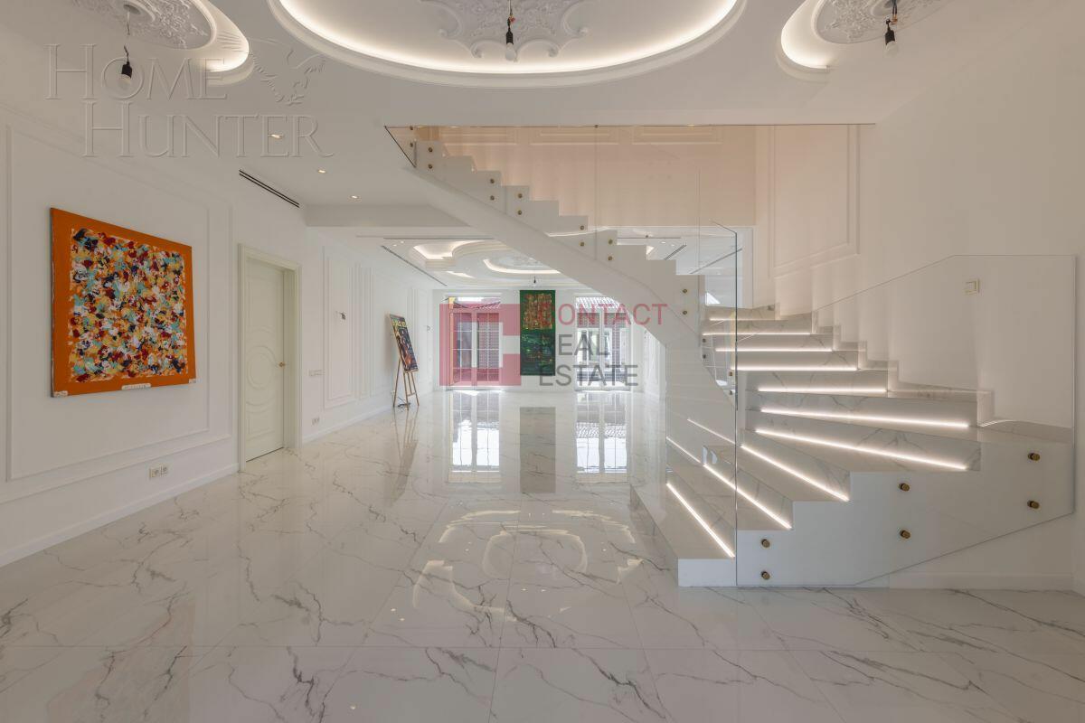 2-этажный коттедж 900 м² с отделкой