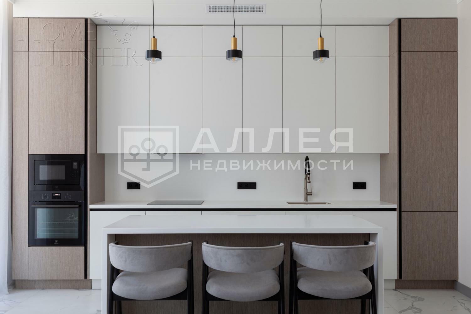 4-этажный таунхаус 278 м² с отделкой