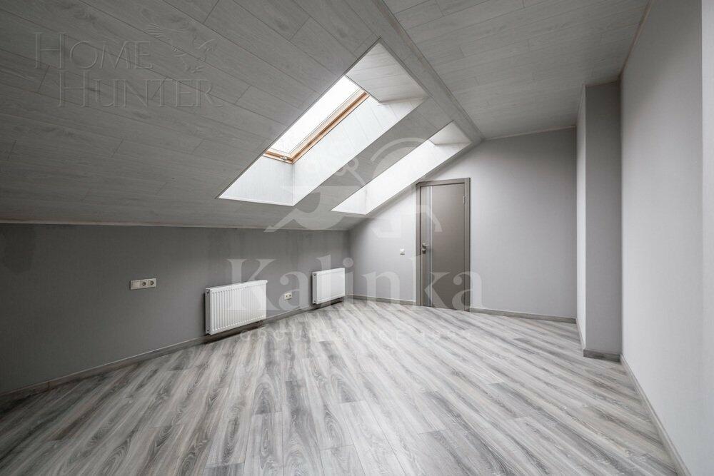 2-этажный коттедж 1 000 м² с отделкой