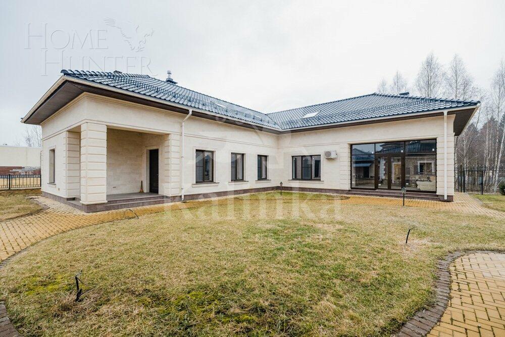 2-этажный коттедж 1 000 м² с отделкой