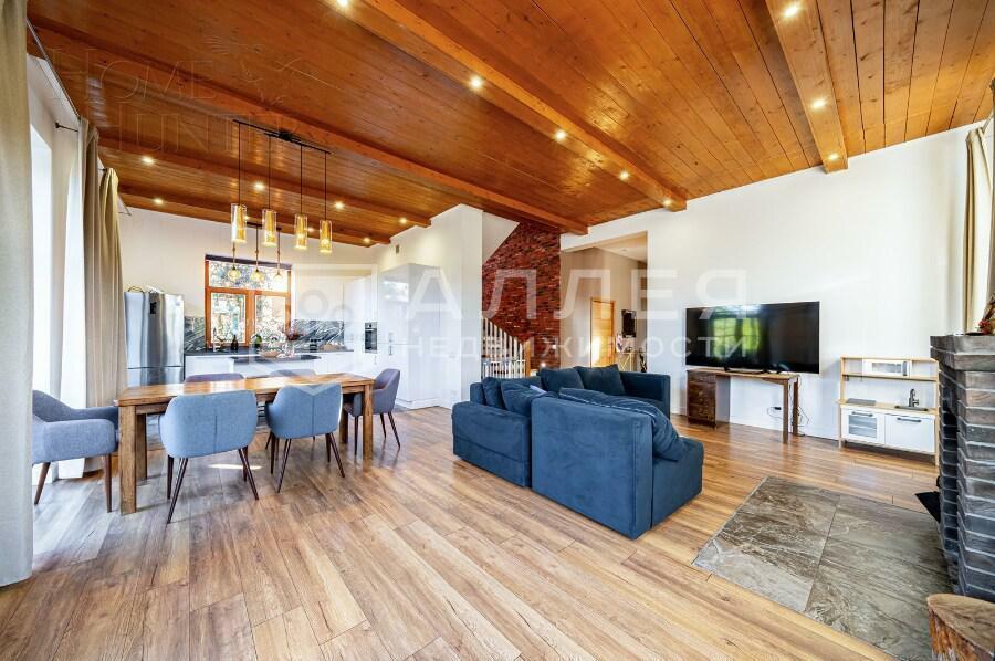 2-этажный коттедж 400 м² с отделкой