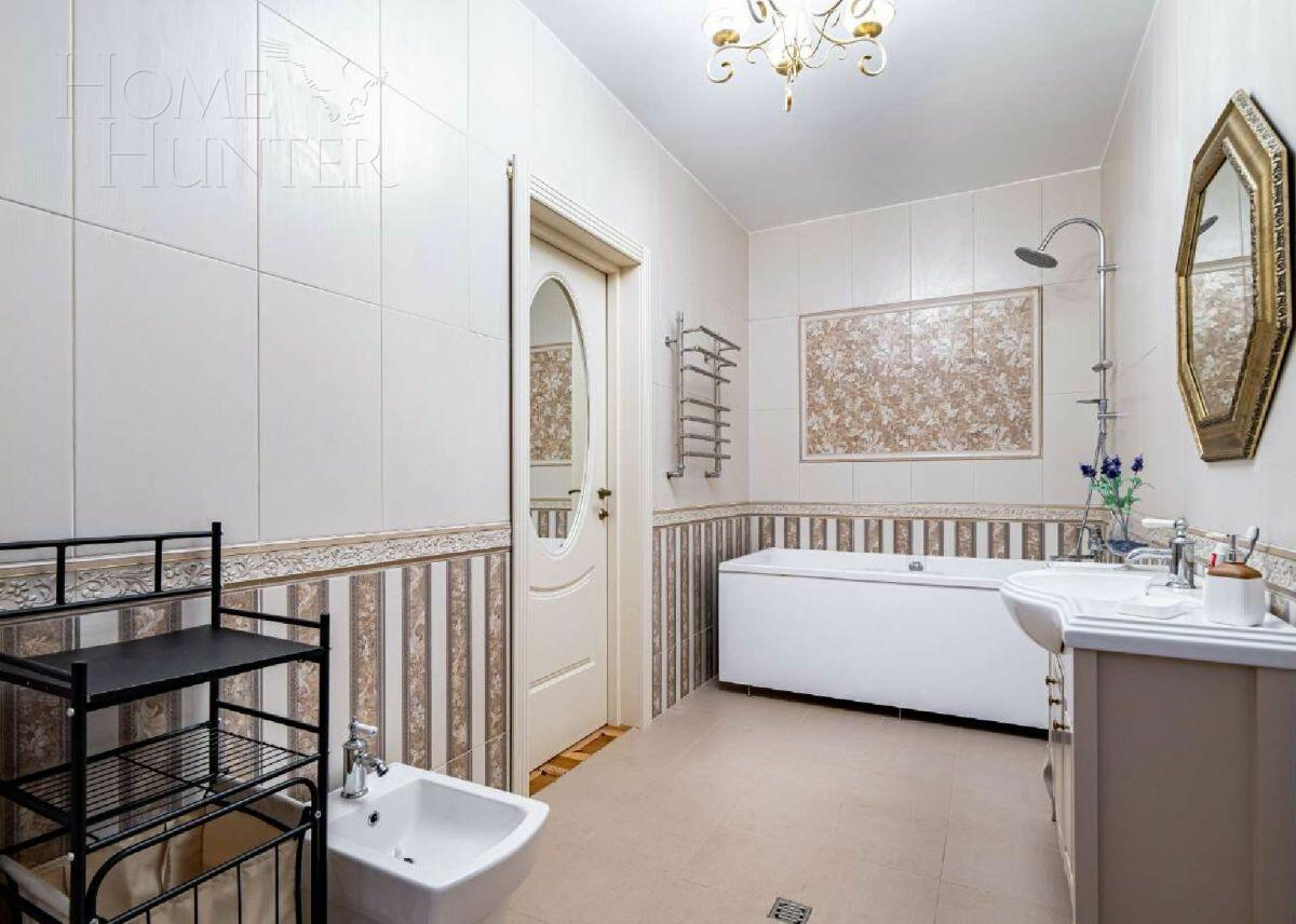 2-этажный коттедж 1 065 м² с отделкой