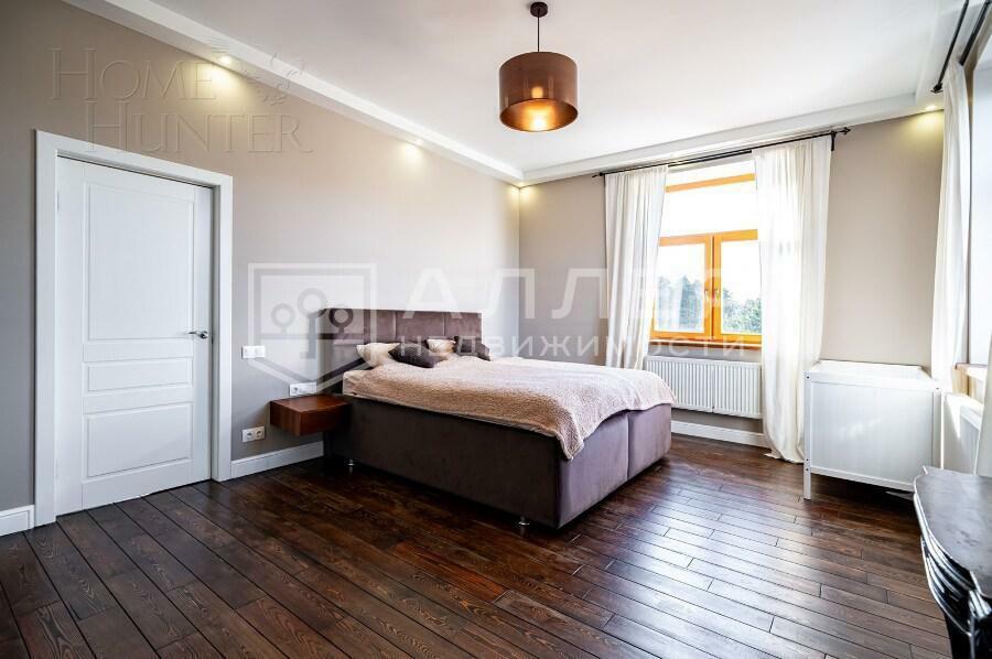 2-этажный коттедж 400 м² с отделкой