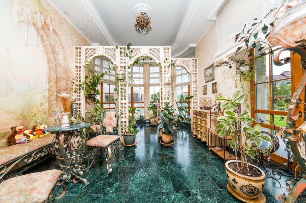 2-этажный коттедж 1 400 м² с отделкой