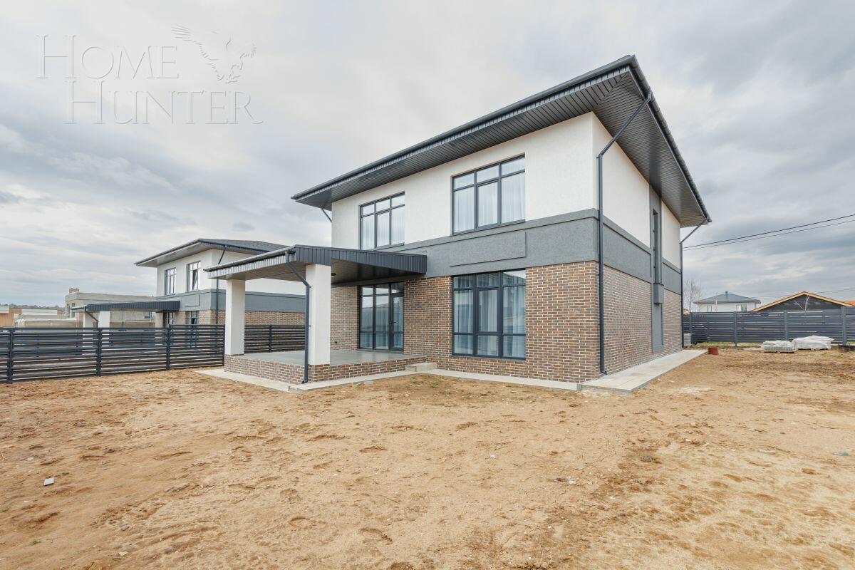 2-этажный коттедж 234.4 м² с отделкой