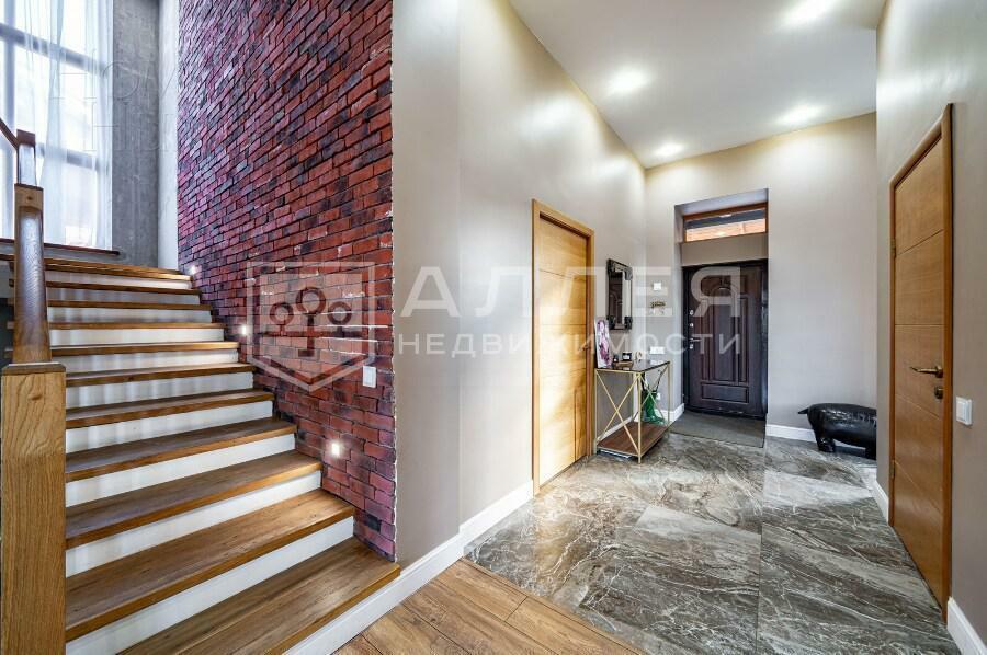 2-этажный коттедж 400 м² с отделкой