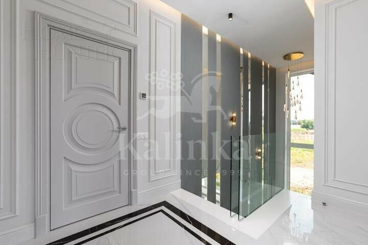 2-этажный коттедж 275 м² с отделкой