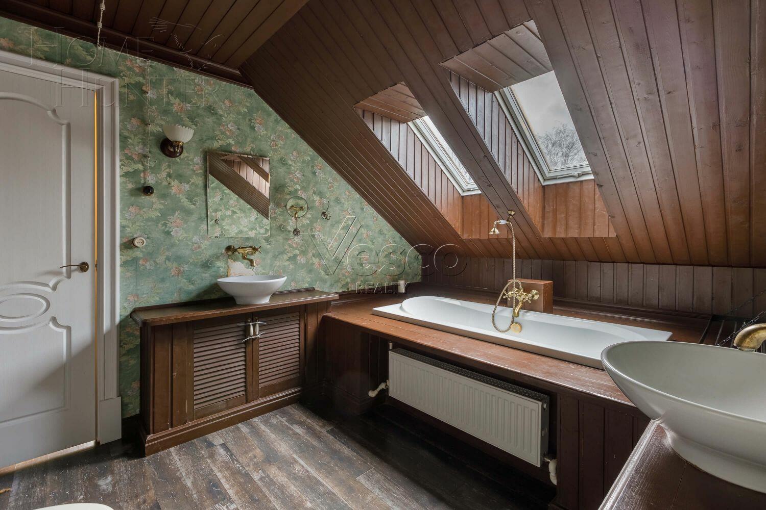 2-этажный коттедж 680 м² с отделкой