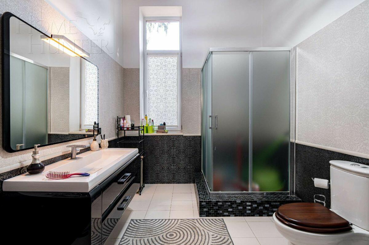 2-этажный коттедж 1 065 м² с отделкой