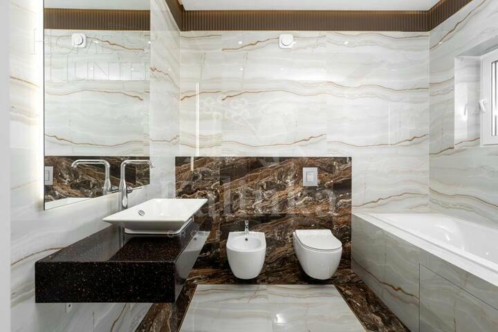 2-этажный коттедж 275 м² с отделкой