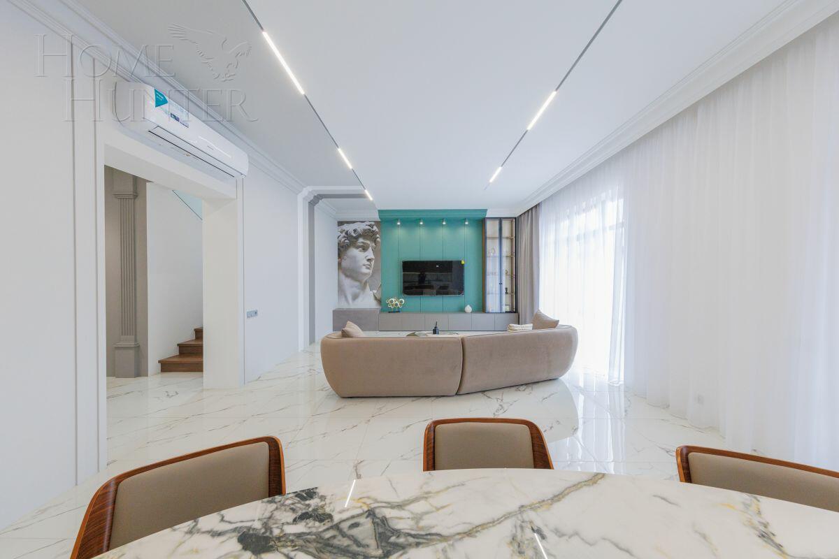 2-этажный коттедж 234.4 м² с отделкой